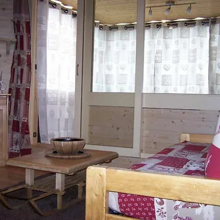 With One Bedroom In Val Thorens, With Wonderful Mountain Vie *