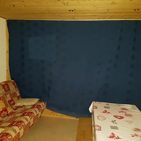 With One Bedroom In Val Thorens, With Wonderful Mountain Vie Apartament *